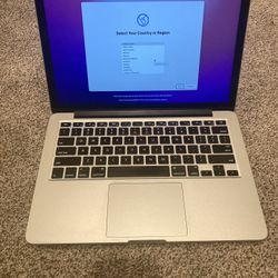 Apple MacBook Pro 13.3” (128Gb Intel Core i5 2.7Ghz, 8 GB Ram Laptop)