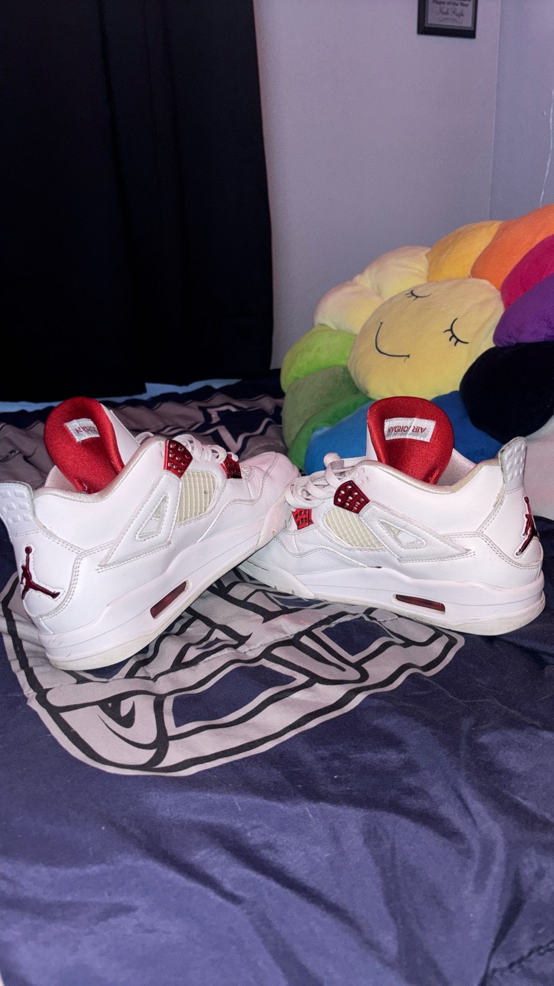 Jordan 4 Metallic Red Size 8 (og box)