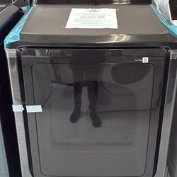 Samsung Gas Dryer w/ Steam Sanitize+ 7.4 cu.ft. SAVE $500 off MSRP