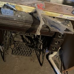 Sewing Machine Table