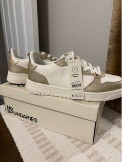 Ladies Sneakers
