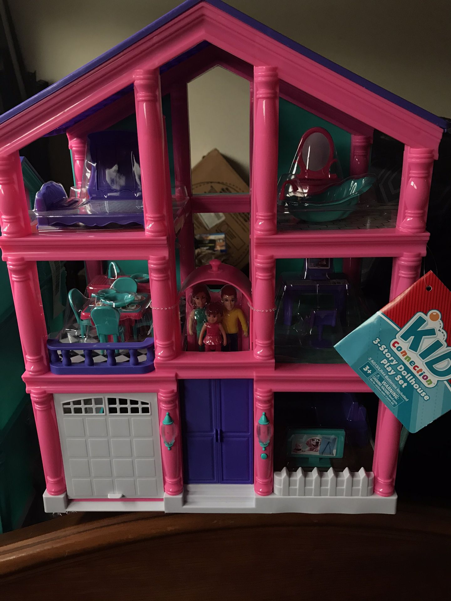 Brand new Kid connection doll house