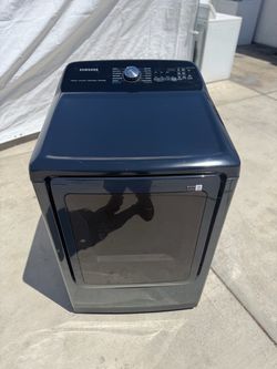 Samsung gas dryer • free local delivery