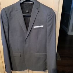 Men’s Suit 42 R Grey Almost New