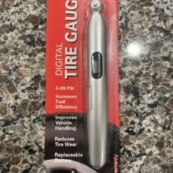 Digital  tire air pressure gauge. NEW.