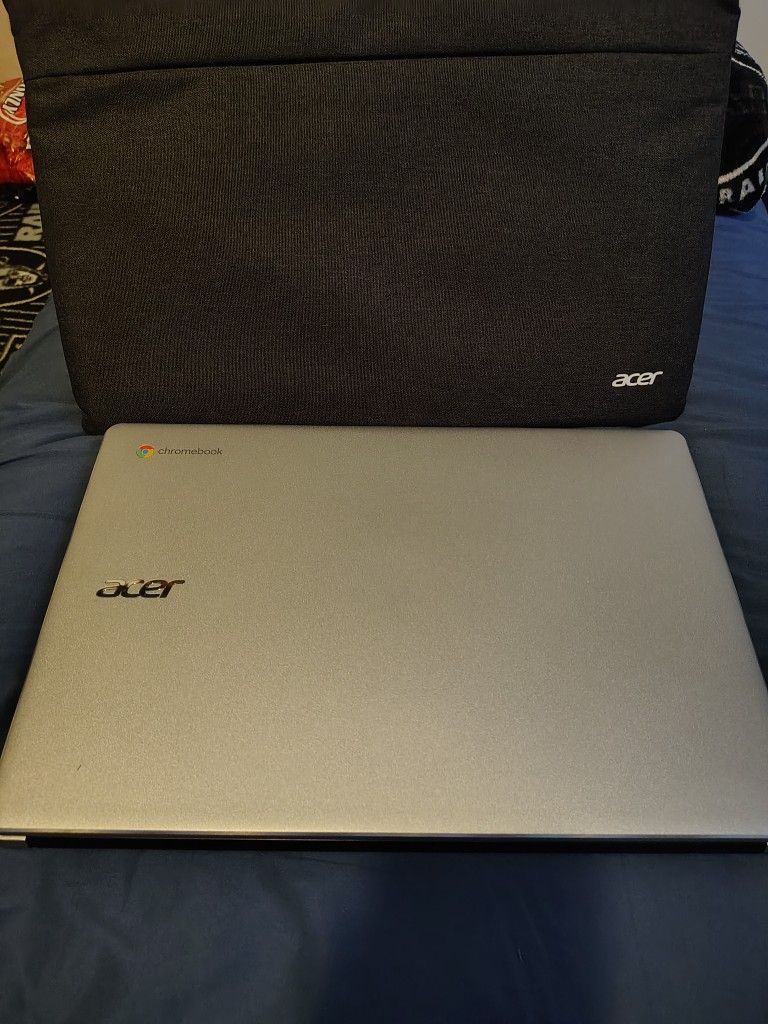 Google Chrome Laptop With Case