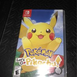 Pokémon Let’s Go Pikachu And 64GB Micro SD Card For Nintendo