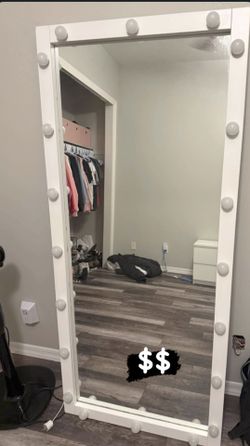 Long mirror