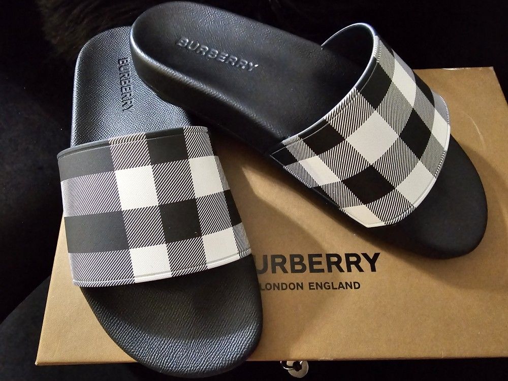Men's Burberry Slide Sandals