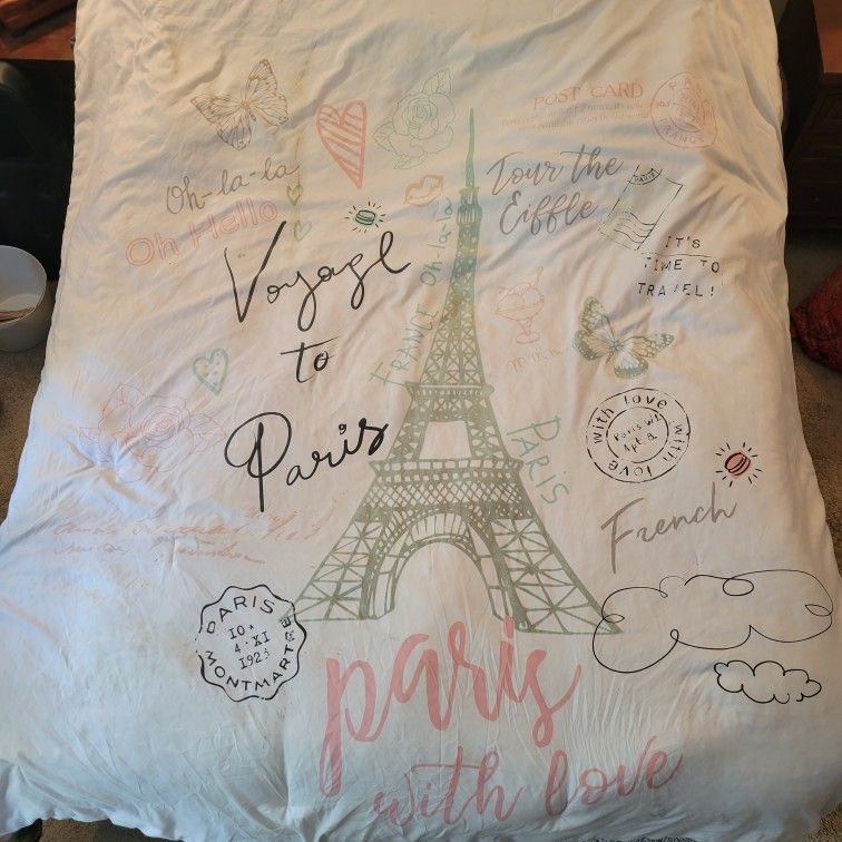 Paris Eiffel Tower Comforter, Pillow Cases (7 Pieces Total)