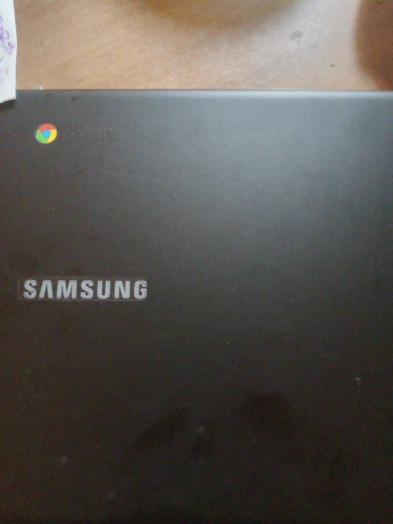 SAMSUNG = NEW COMPUTER . NOTEBOOK