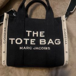 Mark Jacob’s TOTE bag
