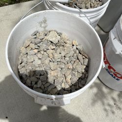 Rocks, paints