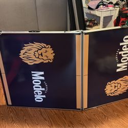 Modelo Ping-Pong Table