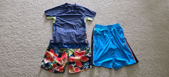 Boys Size 10 (M) swimming shorts and UV shirt