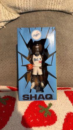 Shaq bobble head