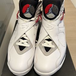 Jordan 8 Retro “Bugs Bunny” DS