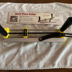 INFINITY TOOLS ROUTER AND TABLE SAW SMALL PIECE HOLDER