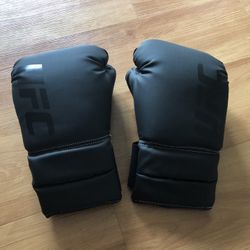ufc boxing gloves