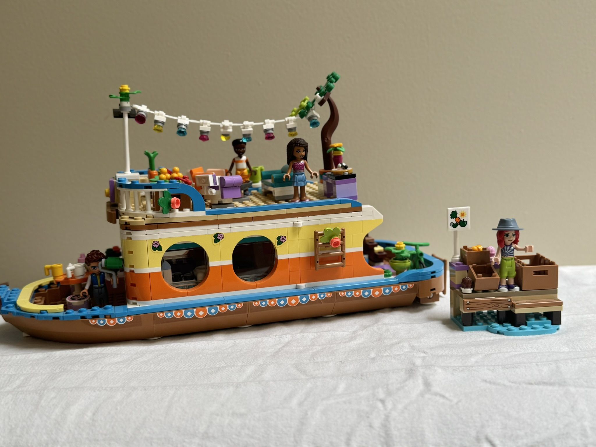 Lego Friends Canal Houseboat(retired product)