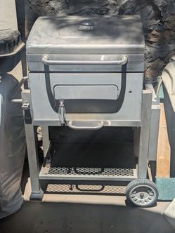 Charcoal grill