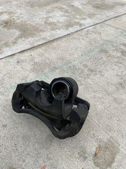 2008 Toyota Camry OEM Caliper