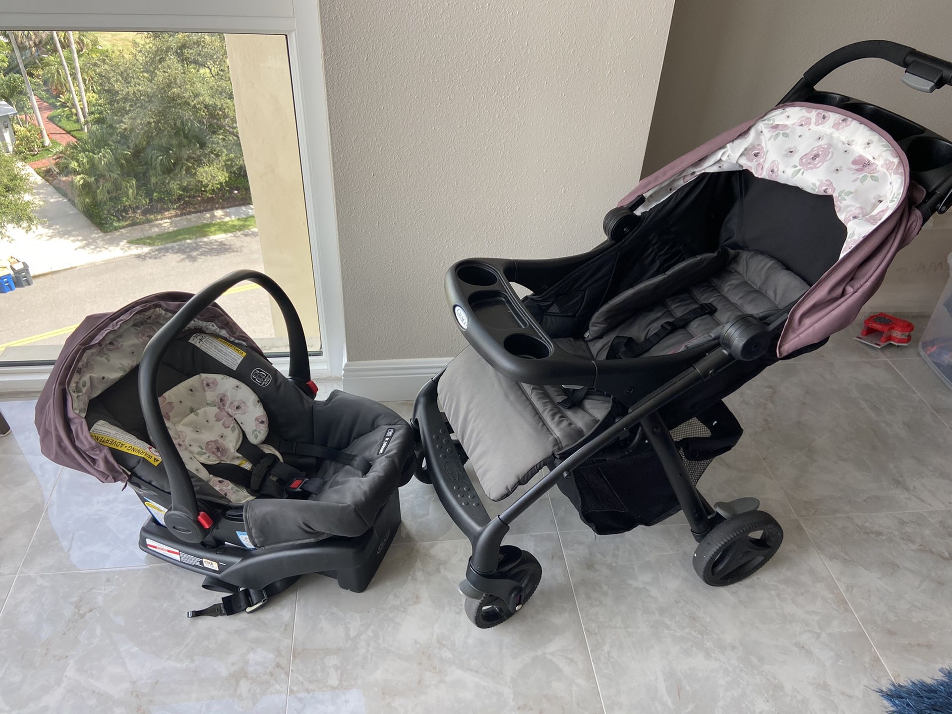 Girls Graco Travel System Click Connect Infant Car Seat, Stroller and Base