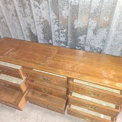 9 drawer dresser from Baker furniture 