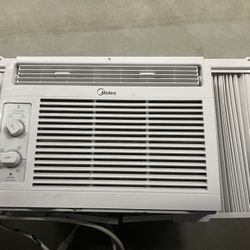 Wall AC unit