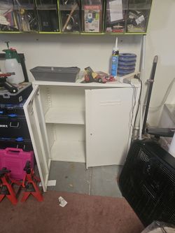 Metal cabinet