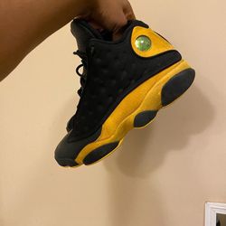 Air Jordan 13  Size 8
