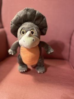 Kohls Cares dinosaur 13 Inch Green And Yellow plush Triceratops