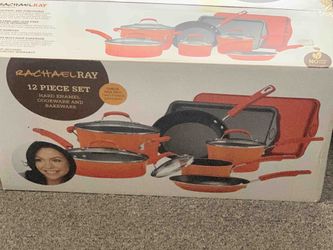 Rachael ray Cooking Set 