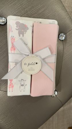 Brand New With Tags In Package 2 Piece Le Petit Swaddle Blankets 