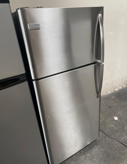 Frigidaire Top Freezer Fridge – Stainless, clean, ready today