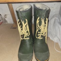 Explorers Waterproof Insulated Steel Shank Green Rubber Garden Working Rain Boots Mens Size 12 Vintage