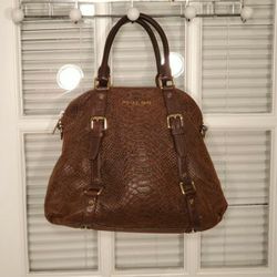 Brown Cowhide Leather Michael Kors Handbag. In Excellent Condition