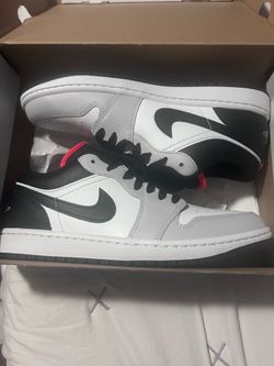 Jordan 1 low. Never used them been sitting for a like 2-3 weeks