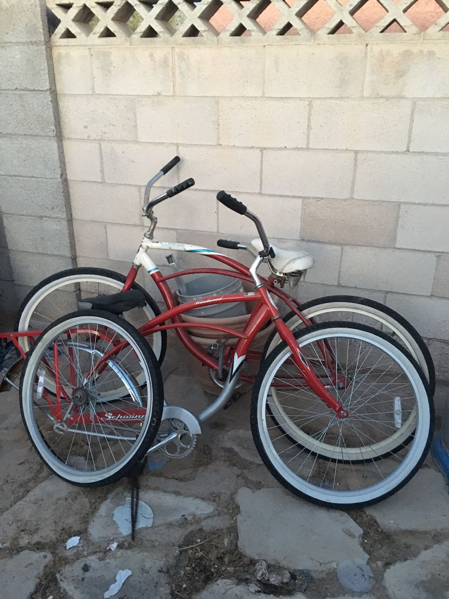 Beach cruiser Bikes