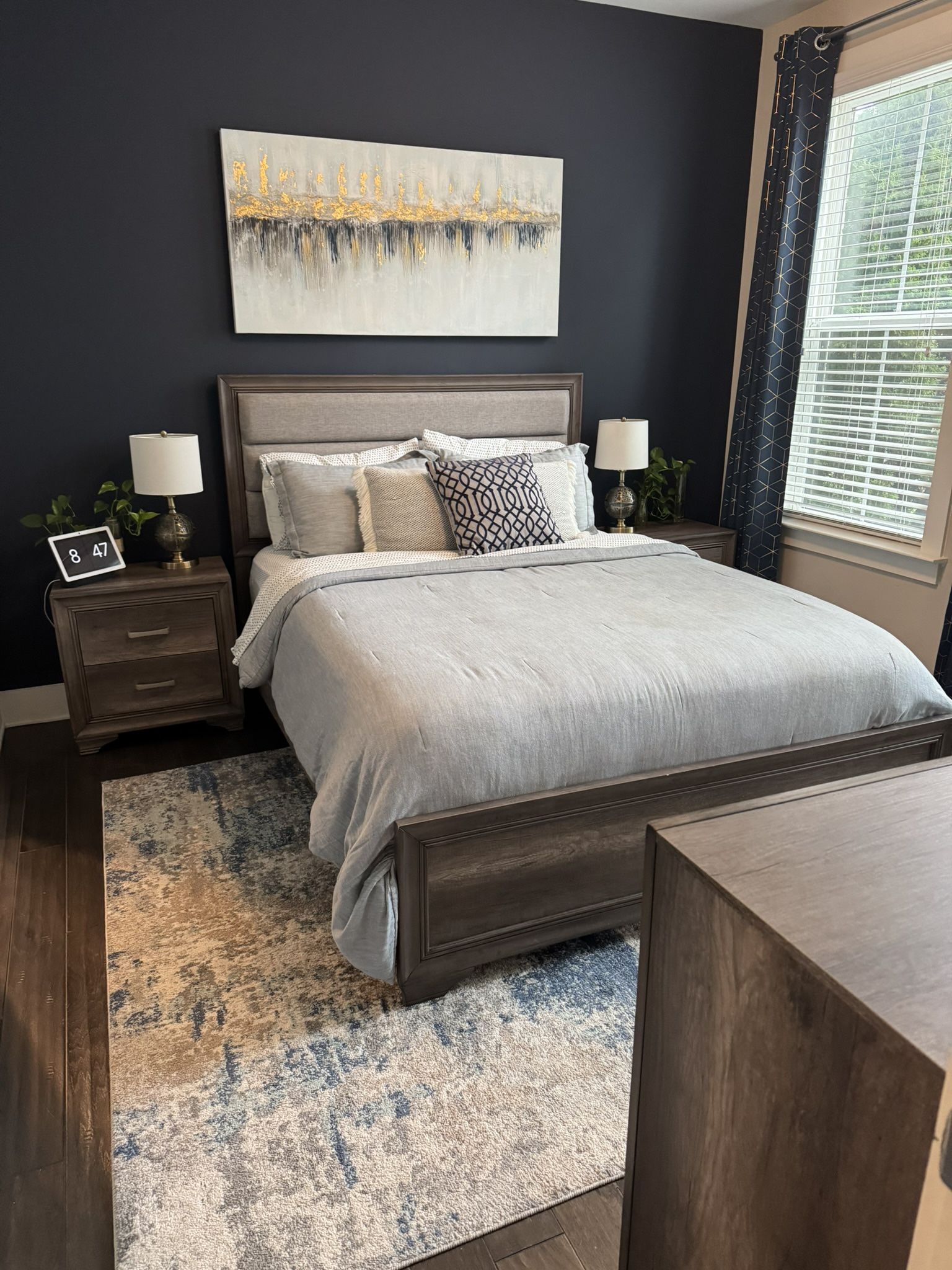 Queen Bedroom Set