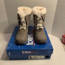 Totes Harper Mid Girls' Waterproof Boots Bungee Toggle Close Size 1 Taupe NWB