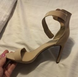 Nude strapped heels size 8.5