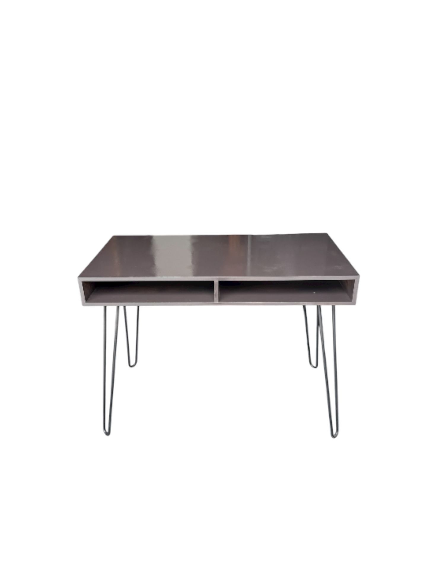 Modern Brown computer writing student desk. Good condition measurements: 21 x 40 × 30 1/2H.