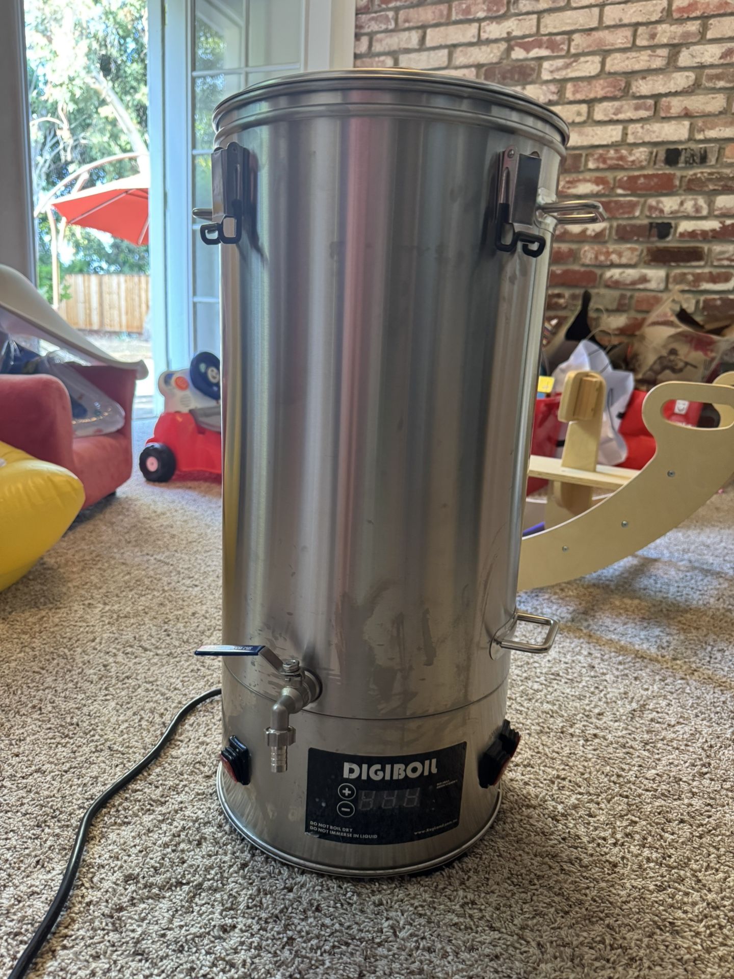 KegLand DigiBoil 35L Electric Kettle – Great for Wax or Brewing – Soy Wax Inside