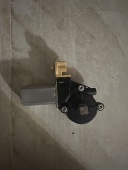 WINDOW MOTOR