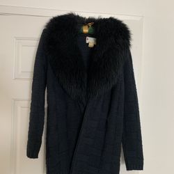 Black Sweater With Faux Fur Collar