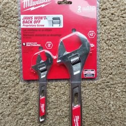 Milwaukee 6 In. And 10 In. Adjustable Wrench Set 
