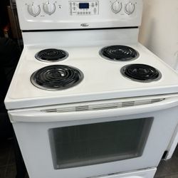Whirlpool White Electric Stove 
