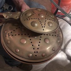 Antique Brass & Copper Bed Warmer Ornate Lid Design VGood Condition 9 1/2" X 4"