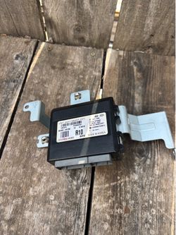 OEM Hyundai Sonata Hybrid Keyless Entry Locking Control Module 95480-4R100